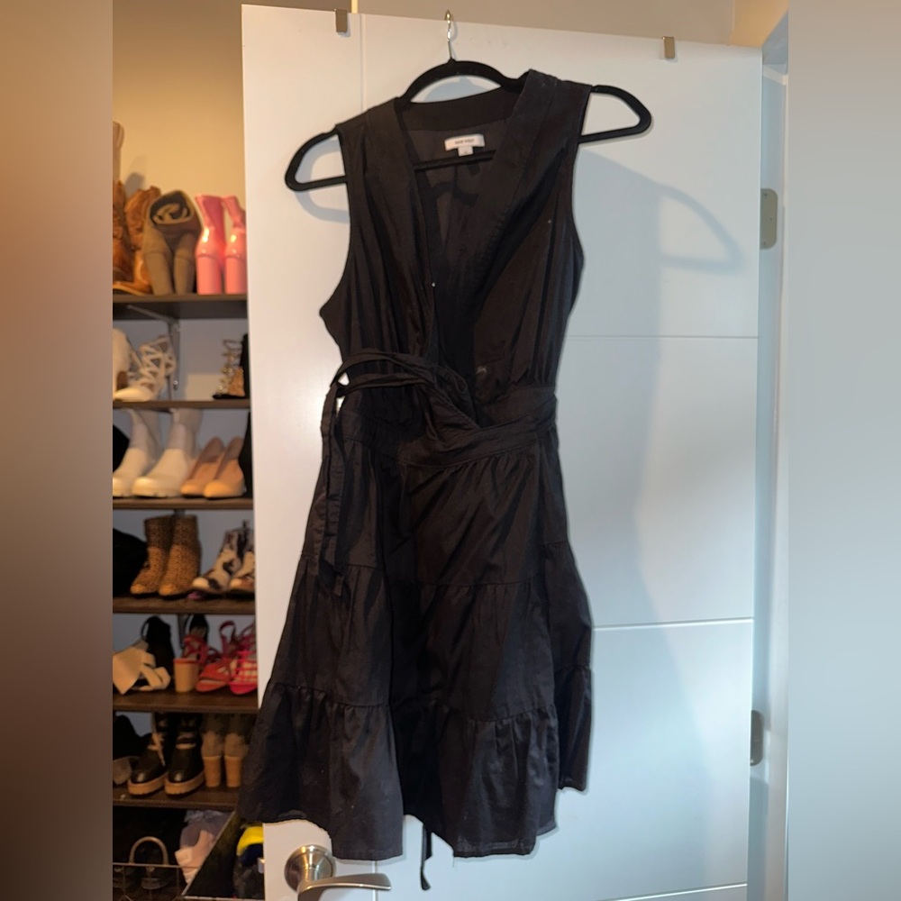 Nine West Black V-Neck Sleeveless Mini Sundress